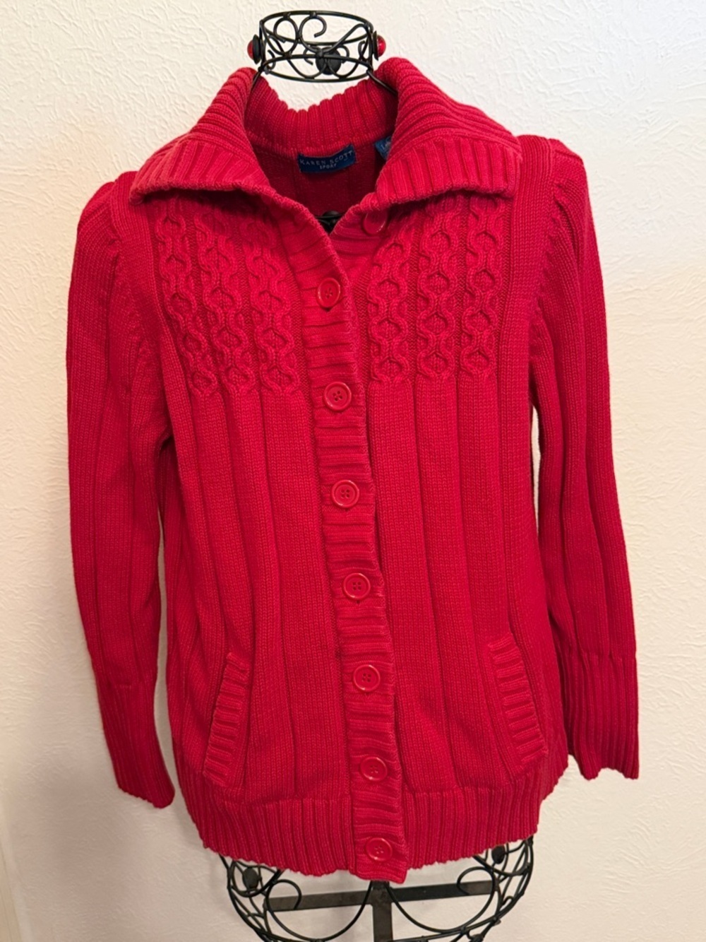🏓🏓🏓3 for 12$🏓🏓🏓Karen Scott Cable-Knit Button Front Sweater - Red Large
